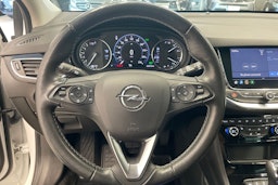 Valkoinen Opel ASTRA 2022 kuva 14.