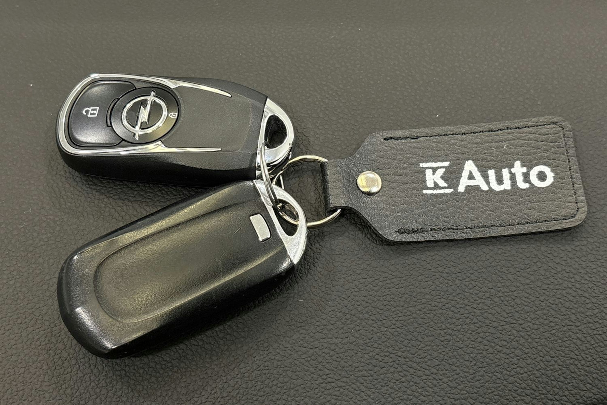 Musta Opel ASTRA 2022 kuva 20.