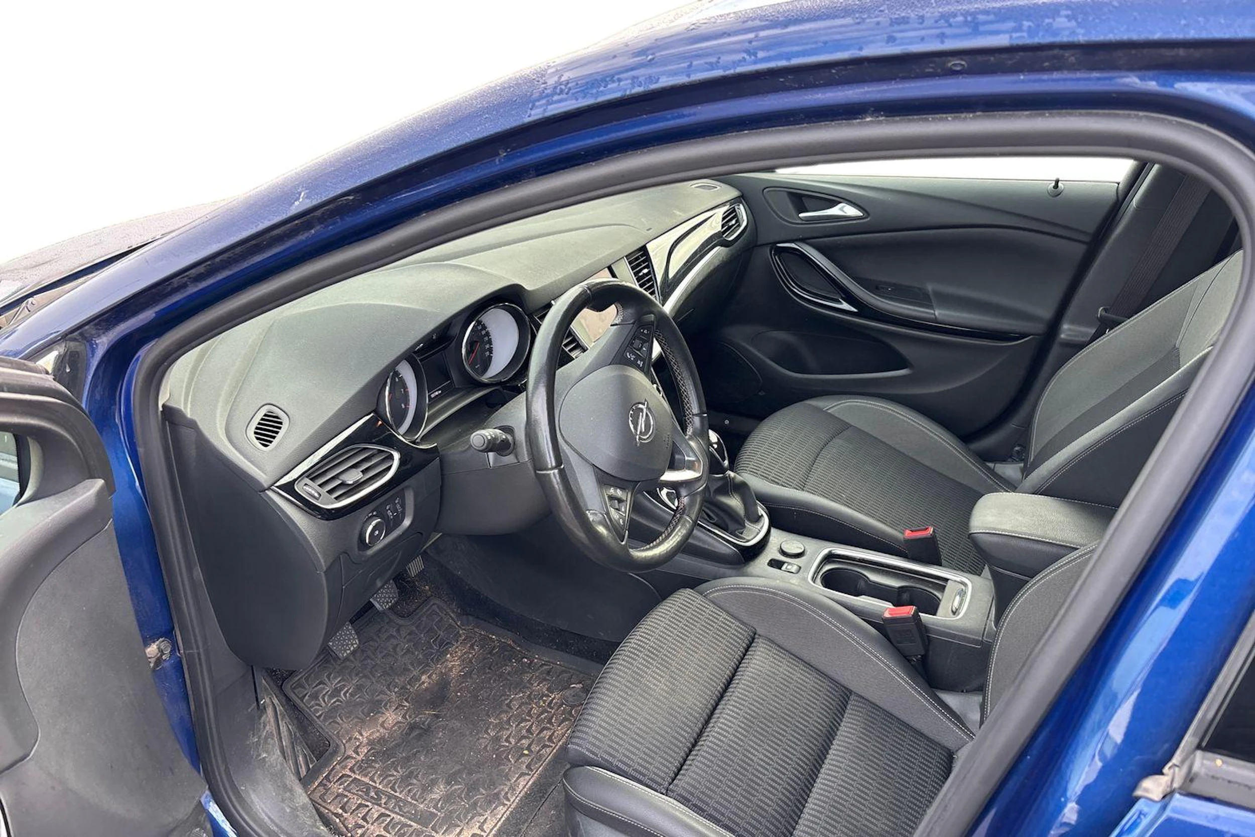 Sininen Opel ASTRA 2022 kuva 3.