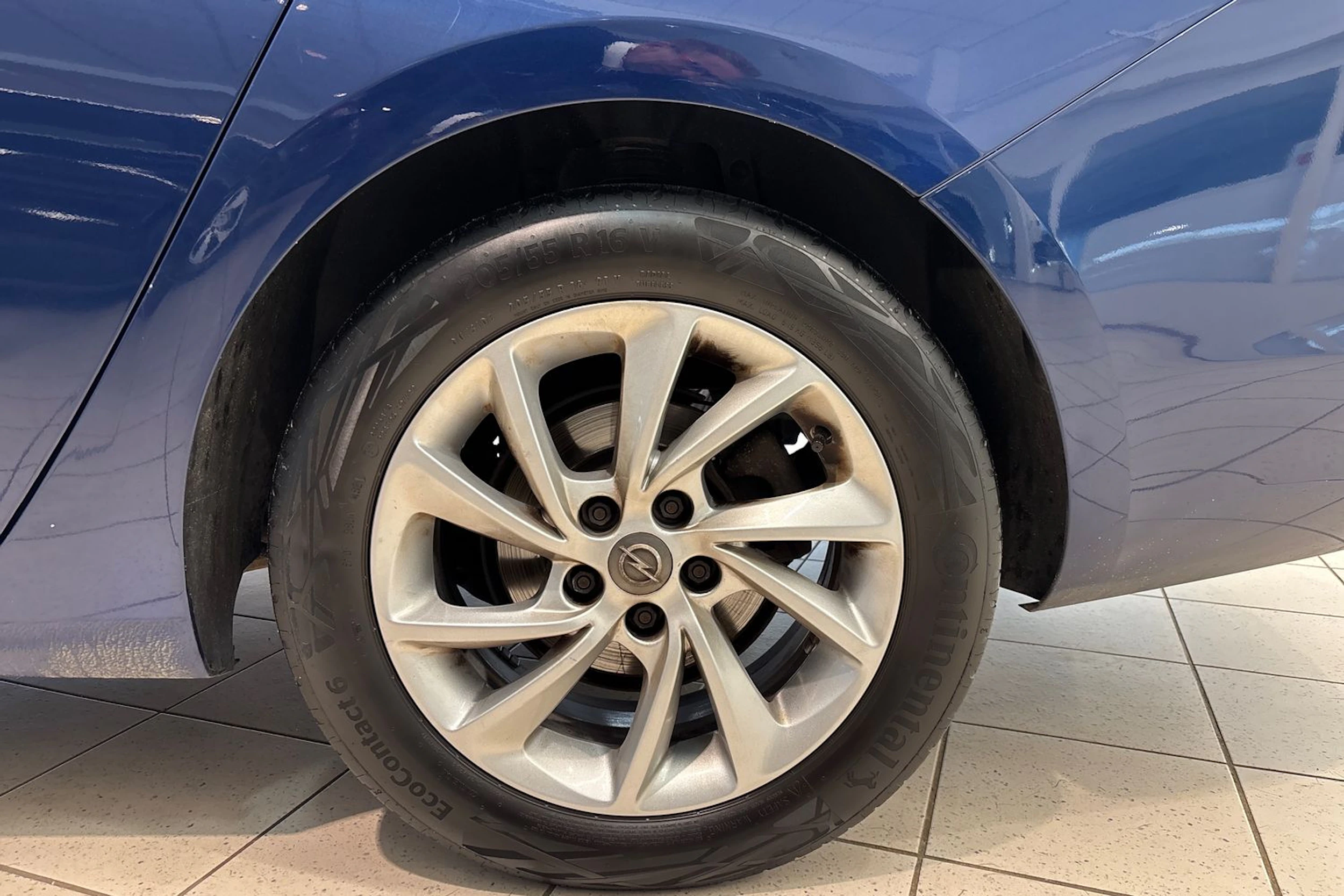 Sininen Opel ASTRA 2022 kuva 10.