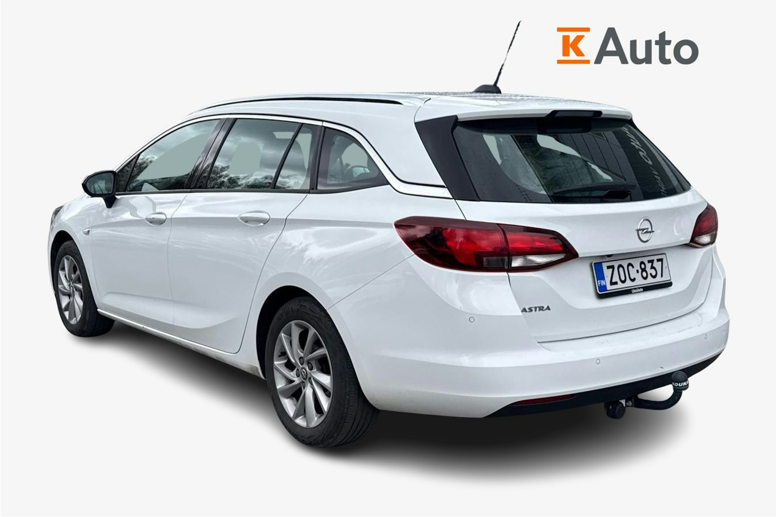 valkoinen Opel Astra 2022 kuva 2.