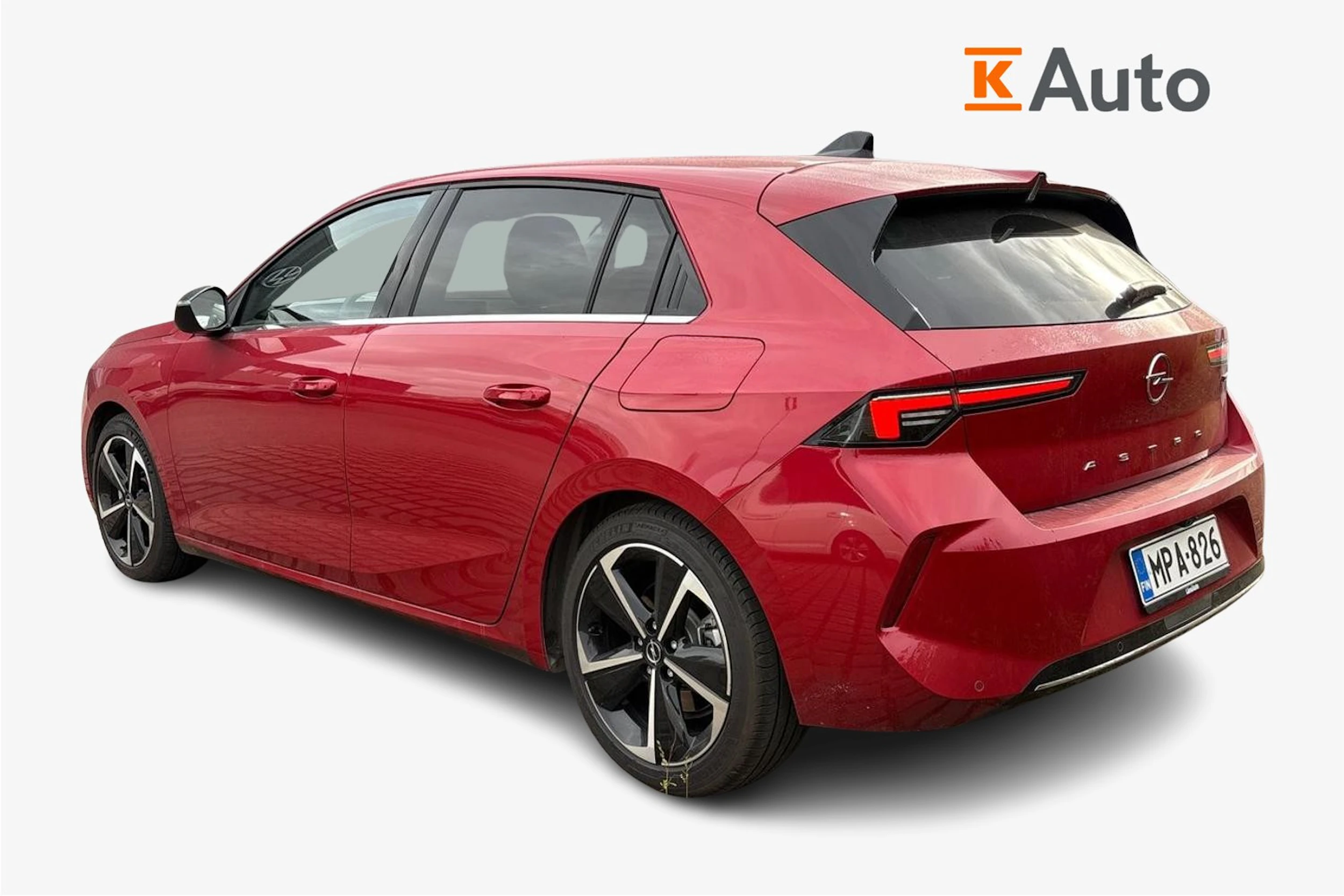 punainen Opel Astra 2023 kuva 2.