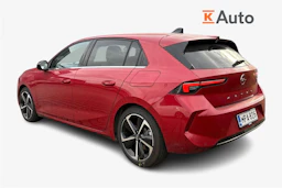 punainen Opel Astra 2023 kuva 2.