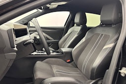 musta Opel Astra 2023 kuva 14.