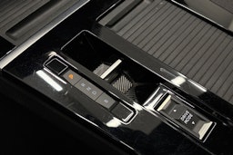 musta Opel Astra 2023 kuva 23.