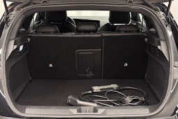 musta Opel Astra 2023 kuva 24.