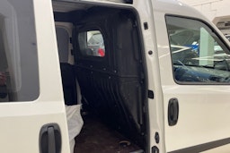 valkoinen Opel Combo 2017 kuva 13.