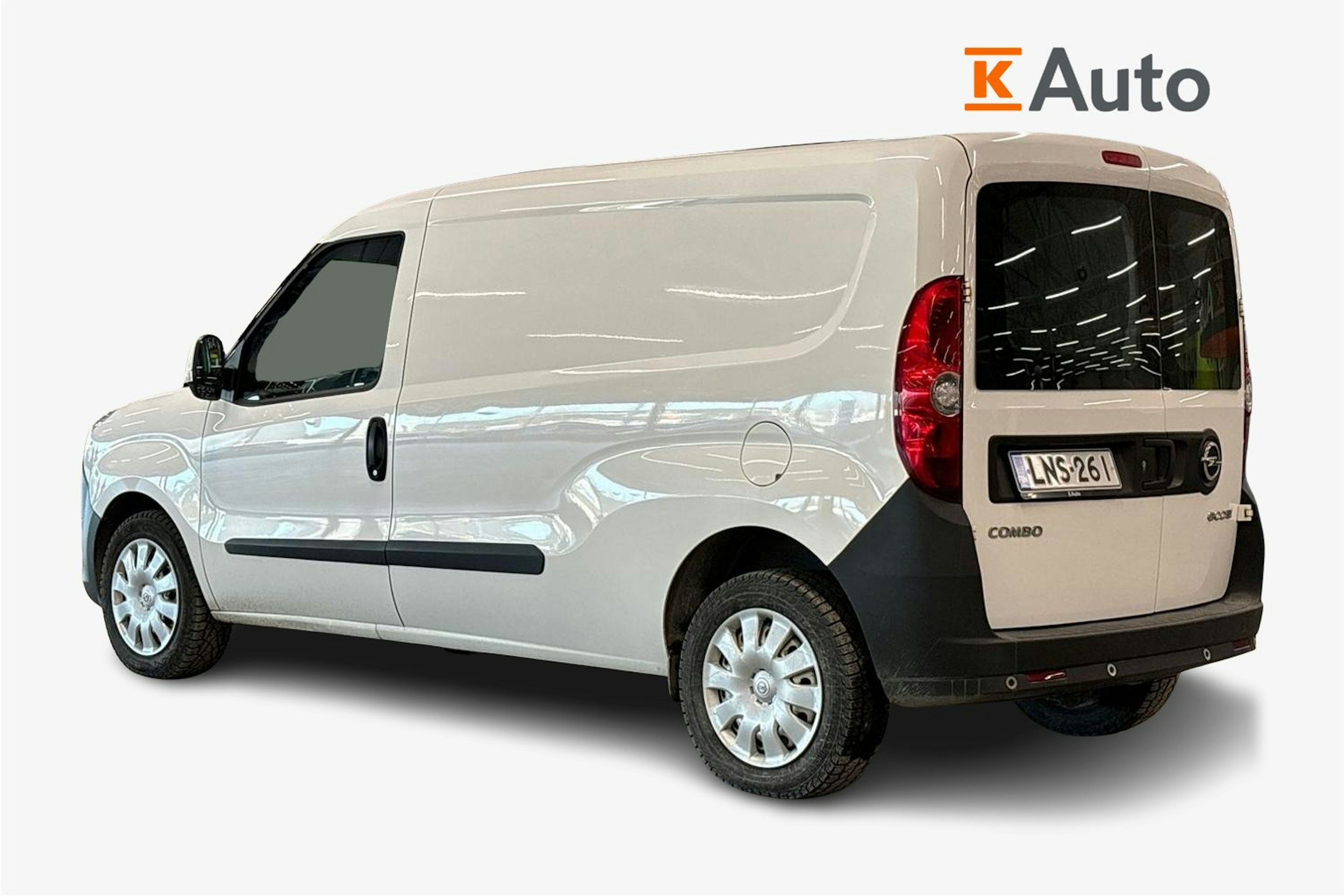 valkoinen Opel Combo 2017 kuva 2.