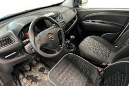 valkoinen Opel Combo 2017 kuva 3.