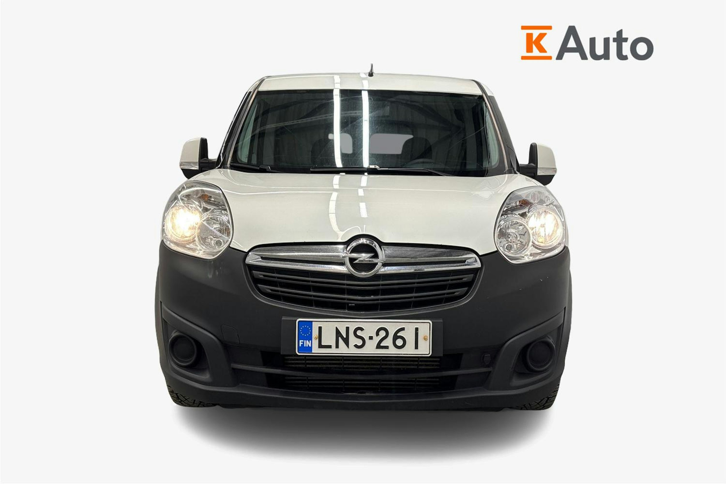 valkoinen Opel Combo 2017 kuva 5.