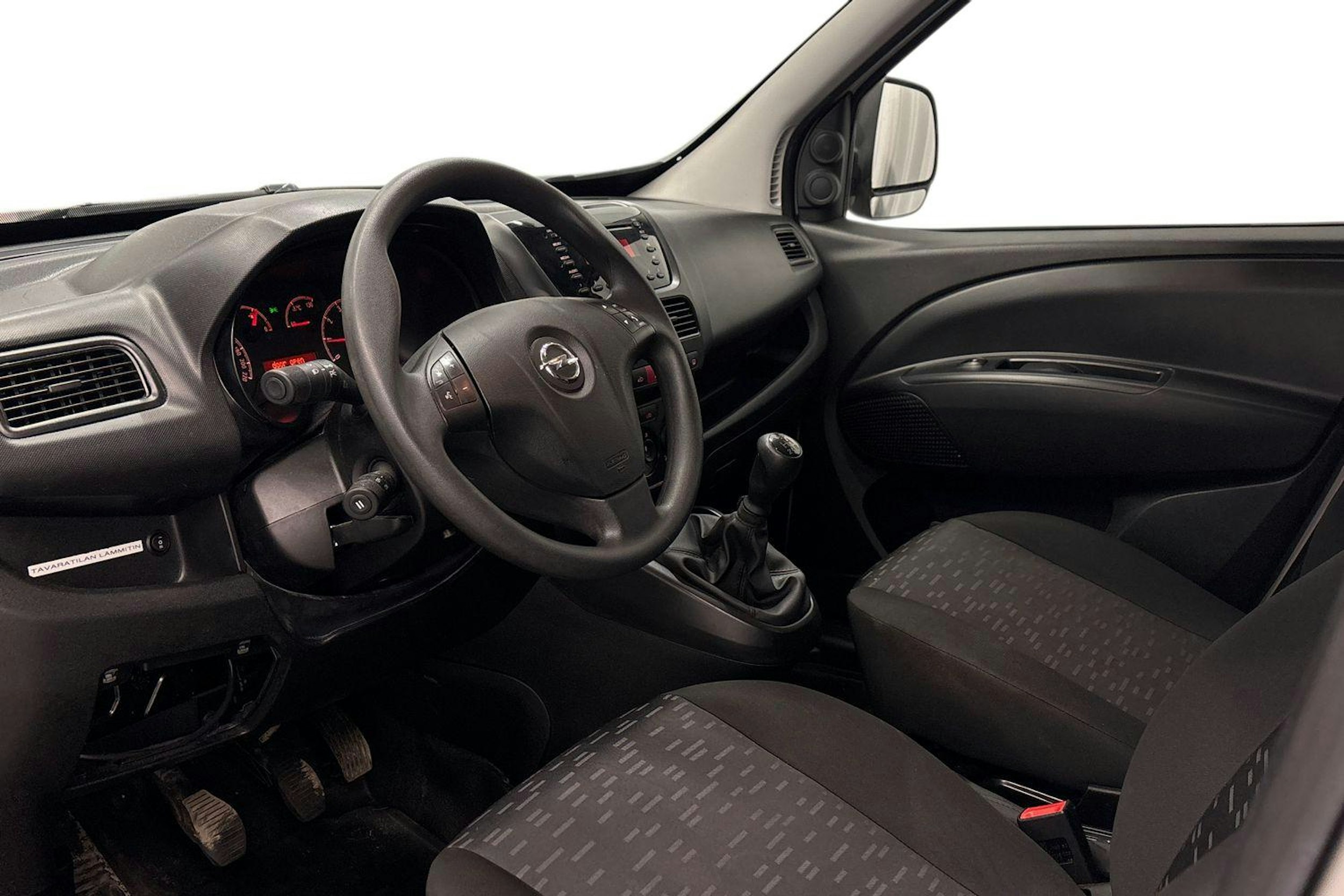 valkoinen Opel Combo 2017 kuva 7.