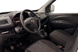 valkoinen Opel Combo 2017 kuva 7.