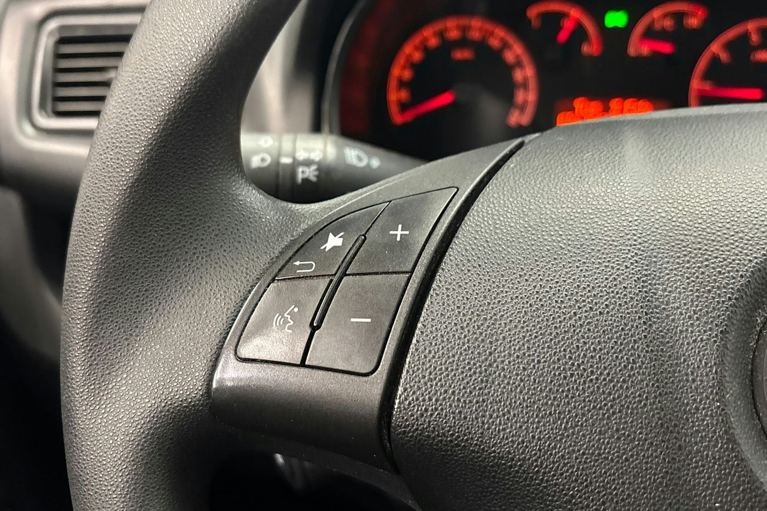 valkoinen Opel Combo 2017 kuva 21.