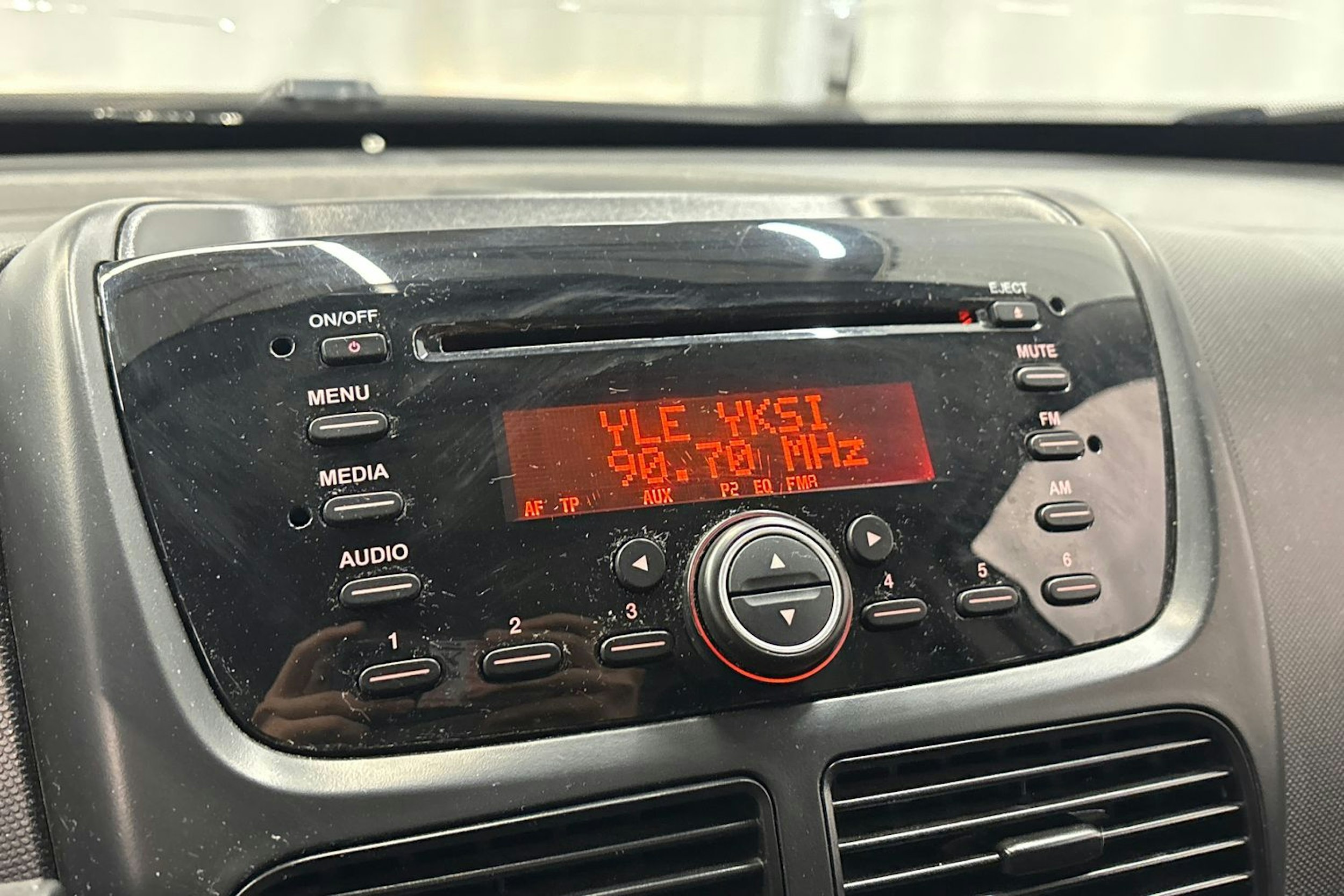 valkoinen Opel Combo 2017 kuva 25.