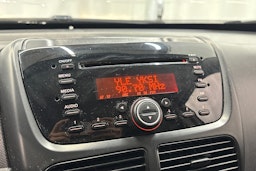 valkoinen Opel Combo 2017 kuva 25.