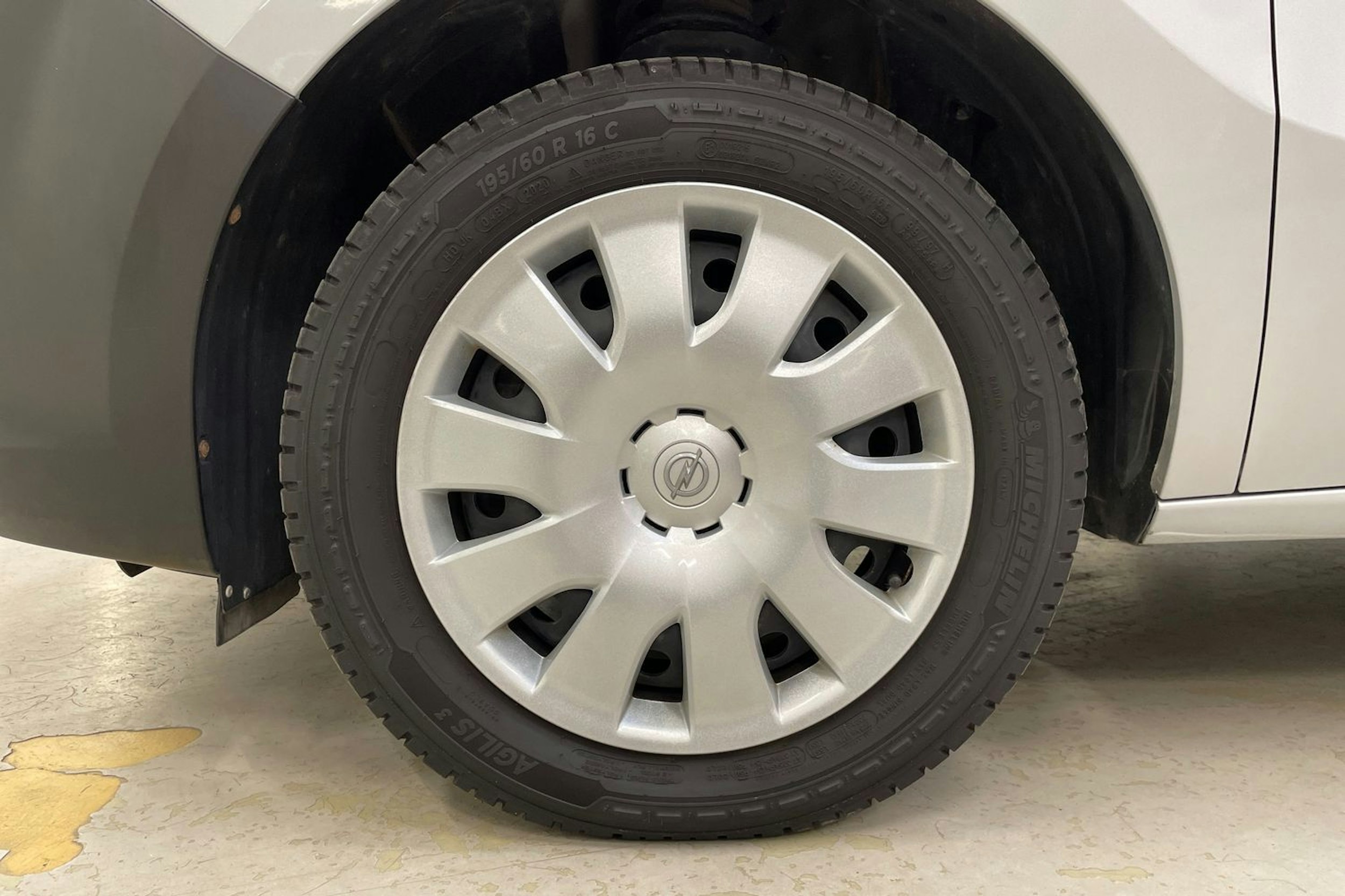 hopea Opel Combo 2017 kuva 10.