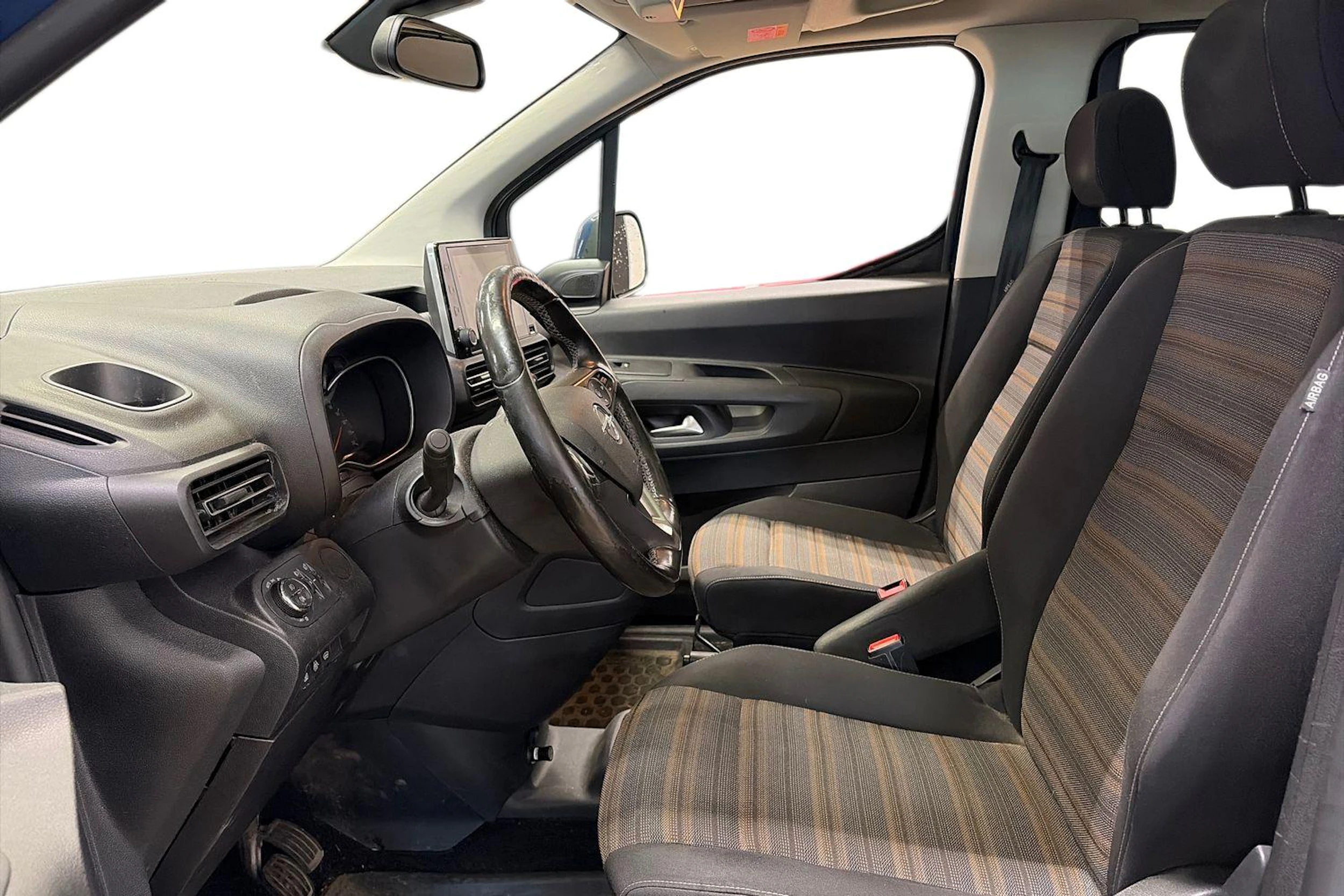 sininen Opel Combo 2018 kuva 3.