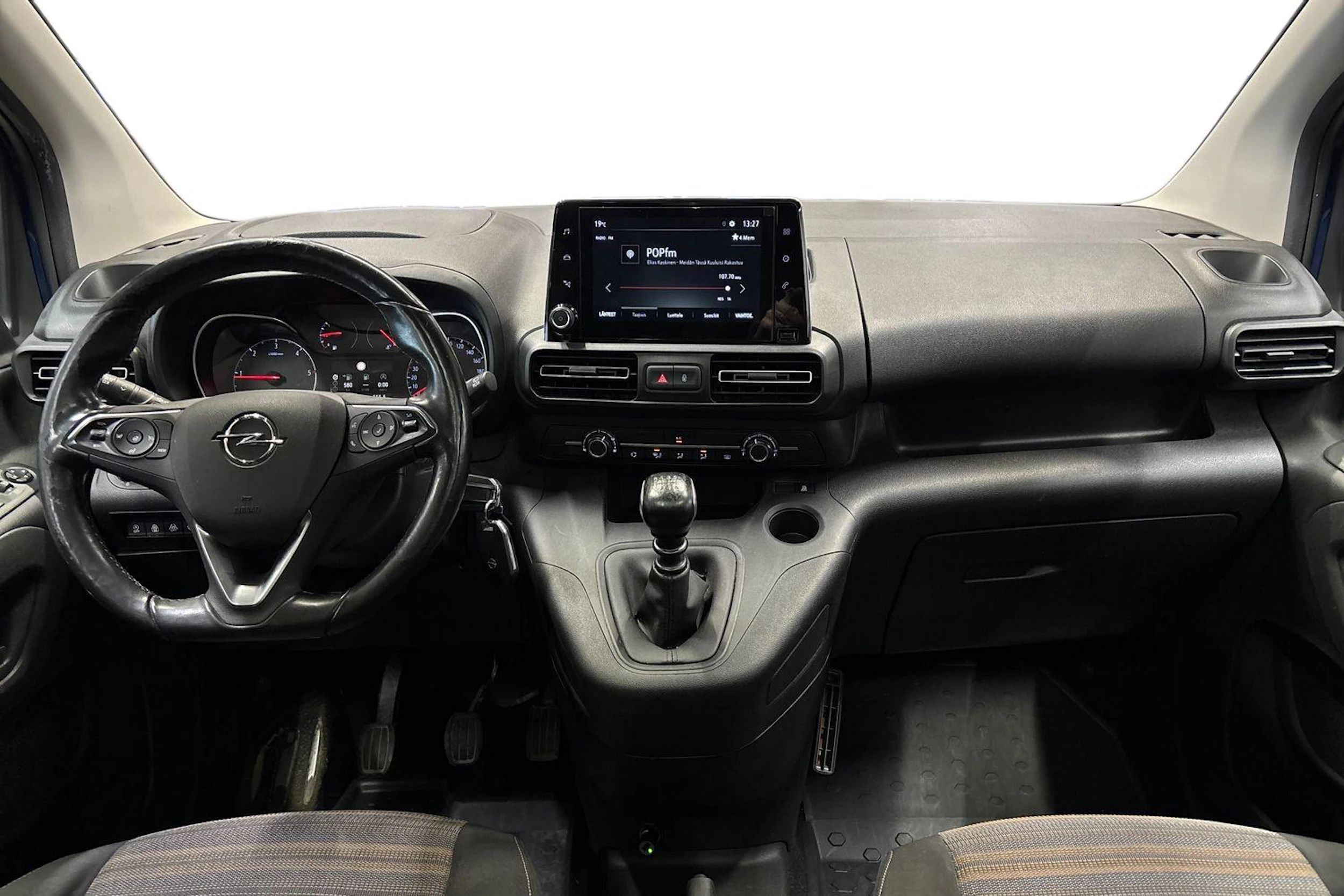 sininen Opel Combo 2018 kuva 9.