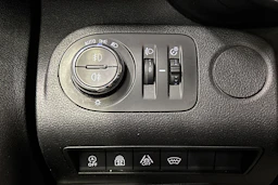 sininen Opel Combo 2018 kuva 15.