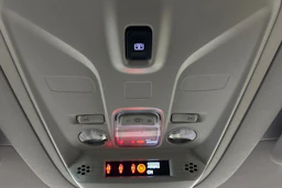 sininen Opel Combo 2018 kuva 22.