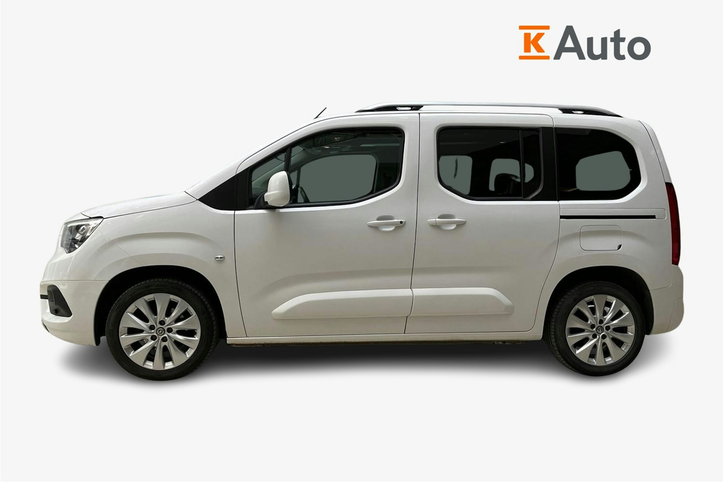 valkoinen Opel Combo 2019 kuva 6.