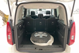 valkoinen Opel Combo 2019 kuva 14.