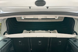 valkoinen Opel Combo 2019 kuva 16.