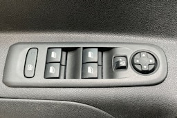valkoinen Opel Combo 2019 kuva 17.