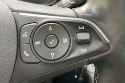 valkoinen Opel Combo 2019 kuva 20.