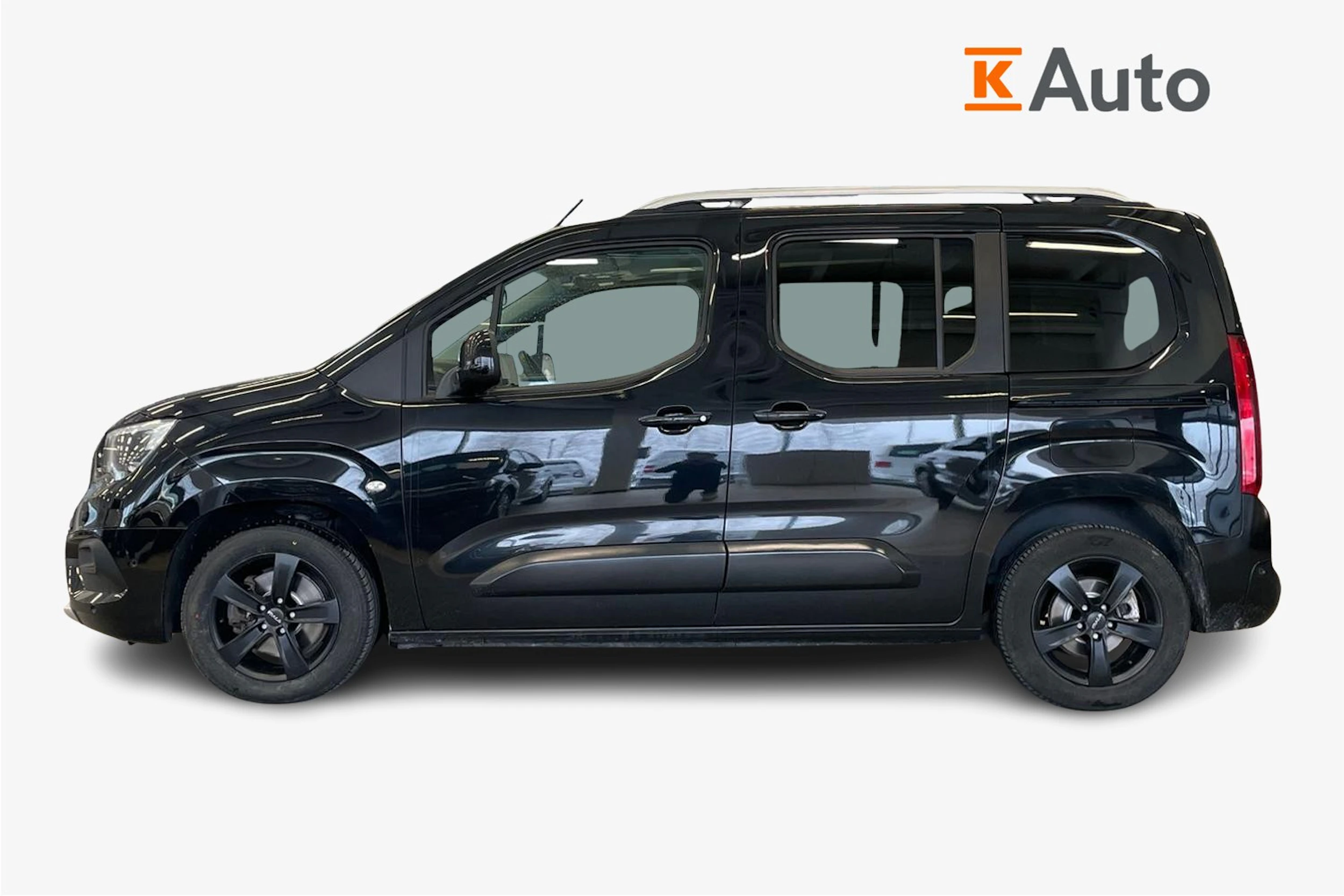 Musta Opel COMBO 2019 kuva 7.