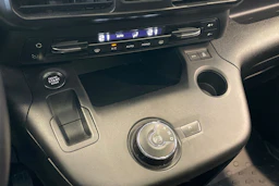 Musta Opel COMBO 2019 kuva 16.