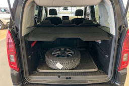 Musta Opel COMBO 2019 kuva 21.