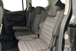 musta Opel Combo 2019 kuva 8.