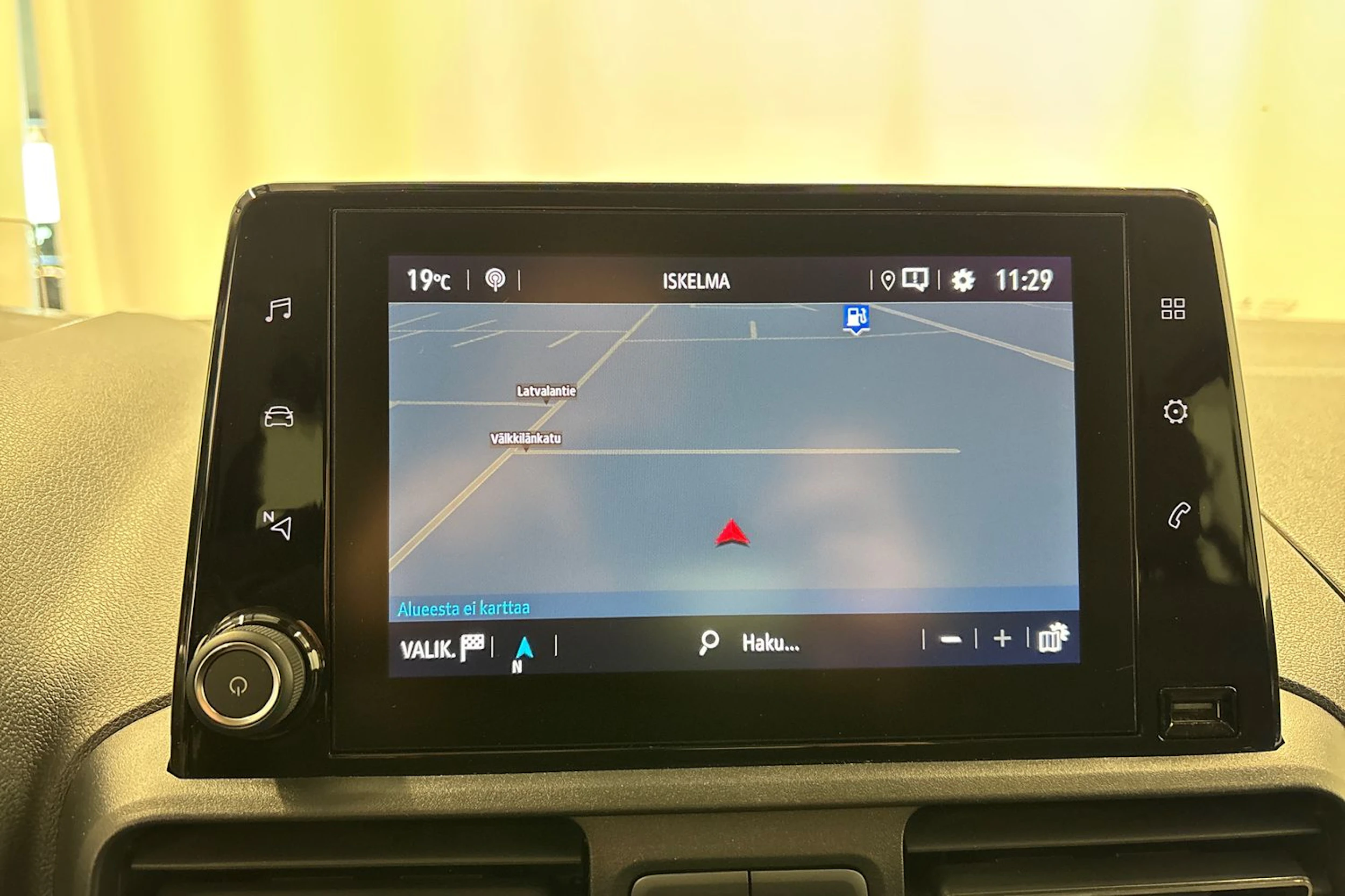 musta Opel Combo 2019 kuva 22.