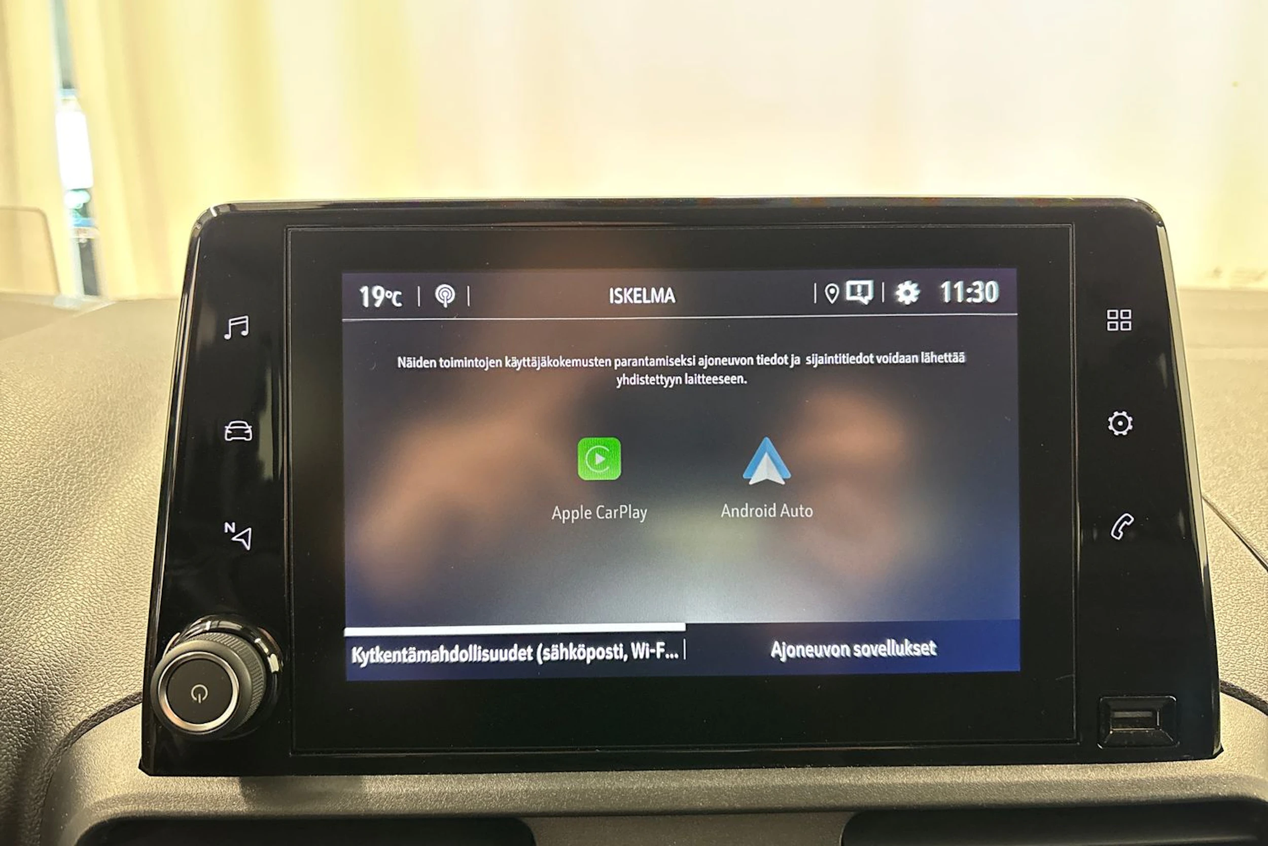 musta Opel Combo 2019 kuva 25.