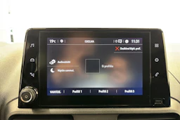 musta Opel Combo 2019 kuva 26.