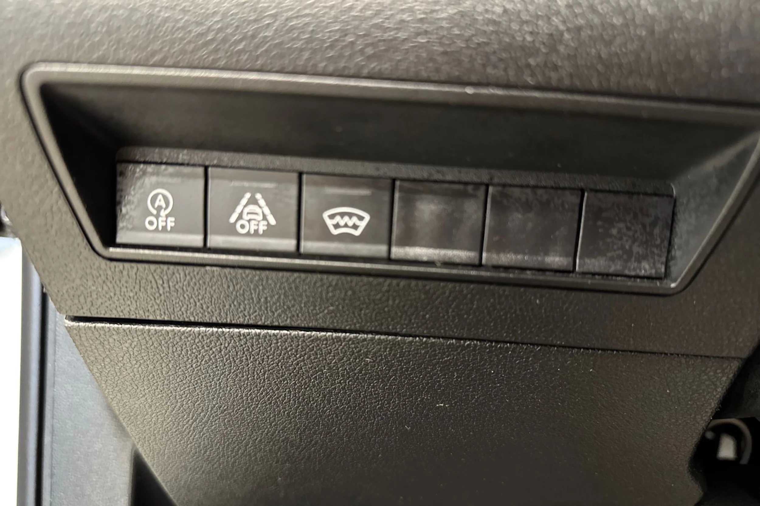 valkoinen Opel Combo 2019 kuva 22.