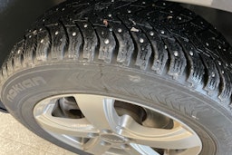 Harmaa Opel COMBO 2019 kuva 13.