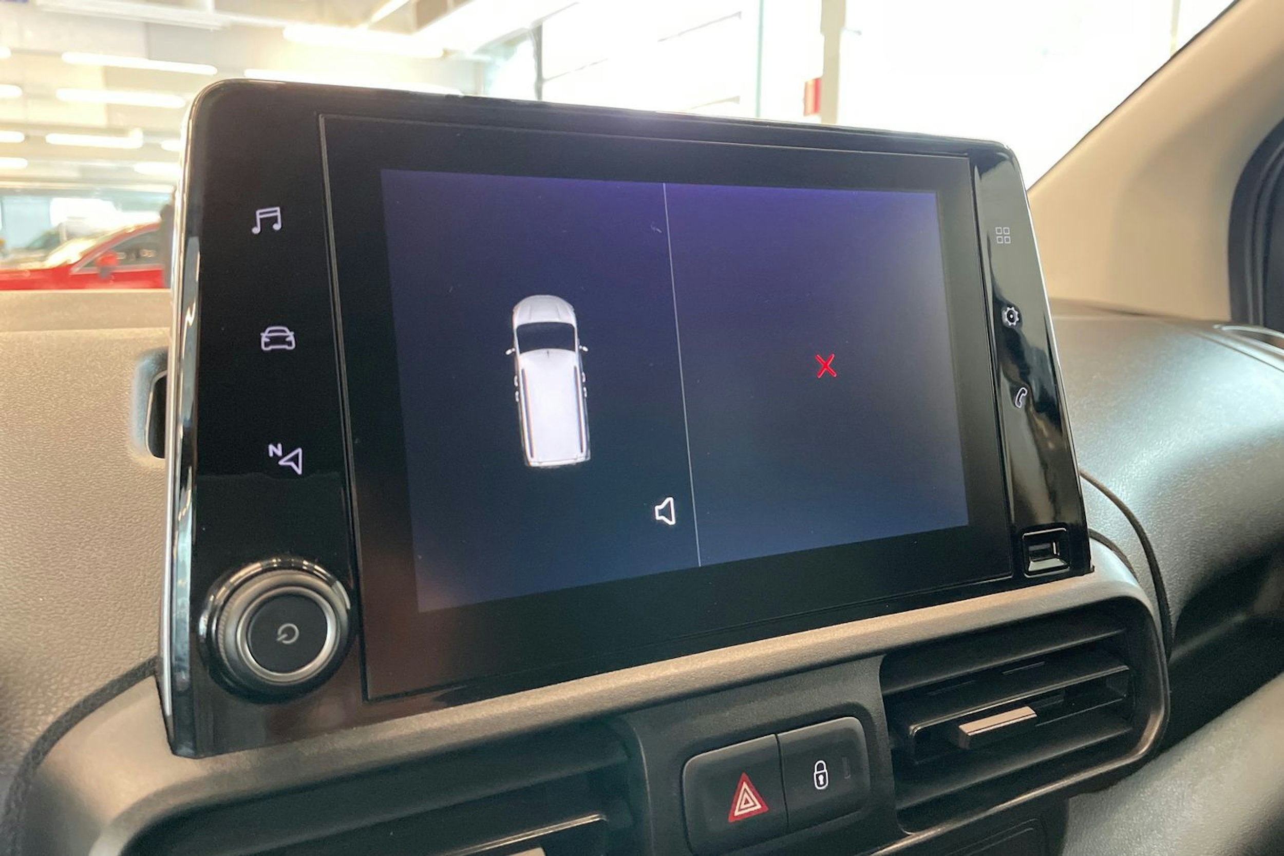 Harmaa Opel COMBO 2019 kuva 21.