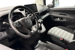 musta Opel Combo 2019 kuva 8.