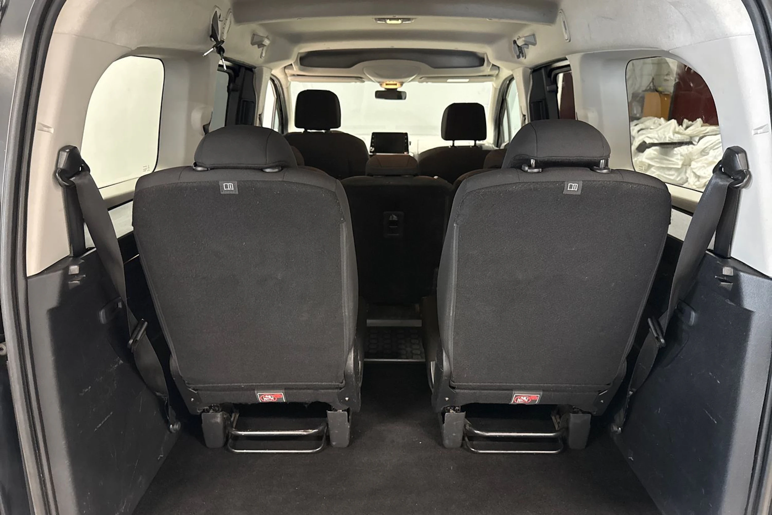 musta Opel Combo 2019 kuva 16.