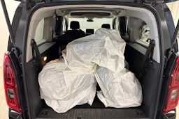 musta Opel Combo 2019 kuva 17.