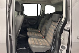harmaa Opel Combo 2019 kuva 10.