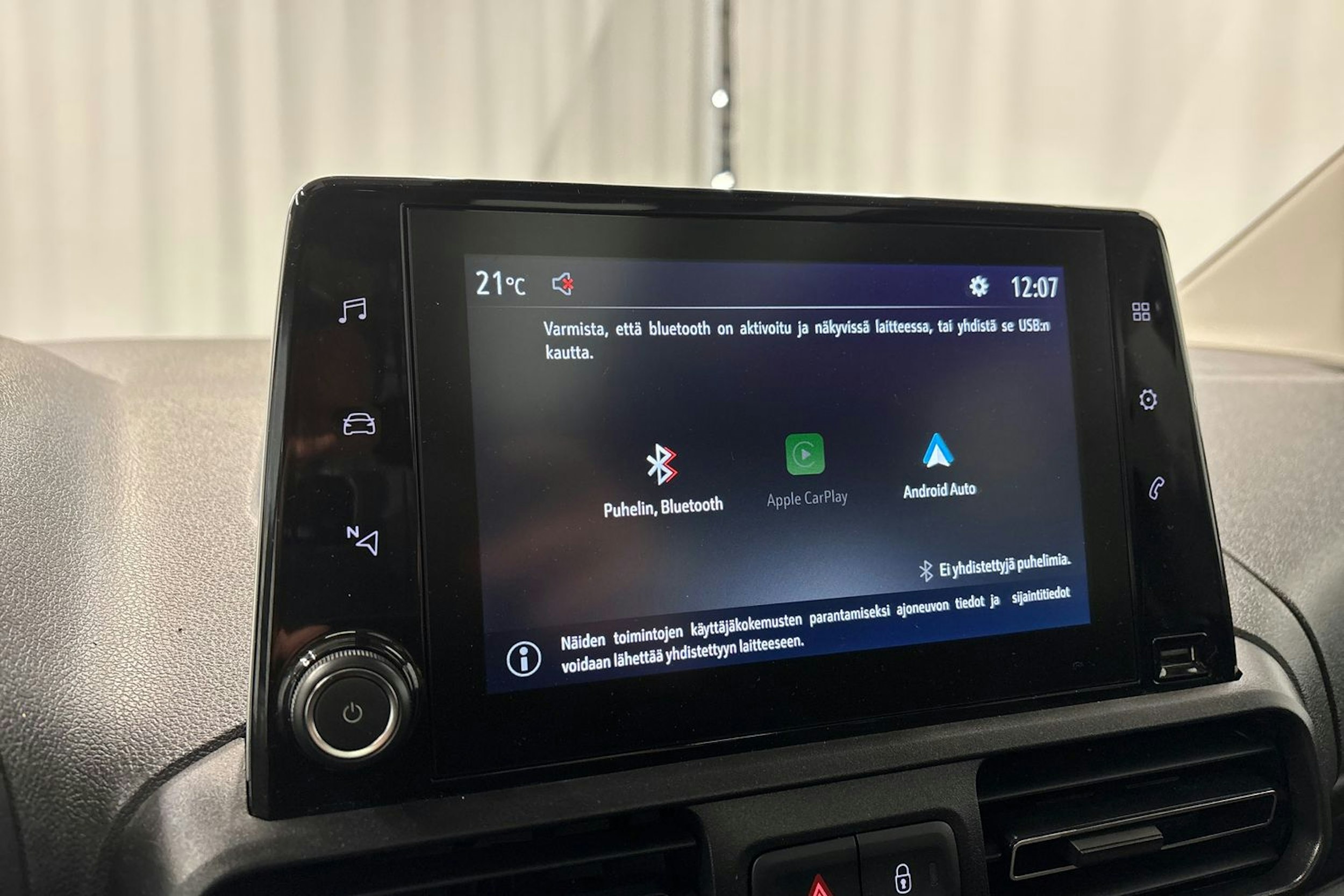 harmaa Opel Combo 2019 kuva 21.