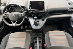harmaa Opel Combo 2019 kuva 9.