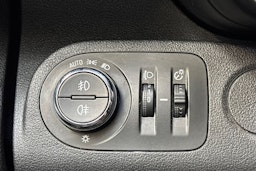 harmaa Opel Combo 2019 kuva 21.