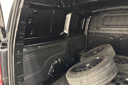 musta Opel Combo 2020 kuva 18.