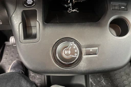 musta Opel Combo 2020 kuva 24.
