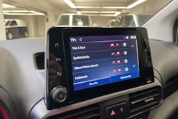 valkoinen Opel Combo 2021 kuva 13.