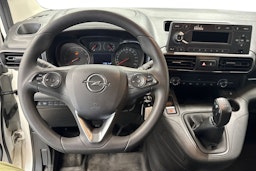 valkoinen Opel Combo 2022 kuva 9.